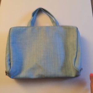 ⭐️Makeup/Travel Bag!⭐️